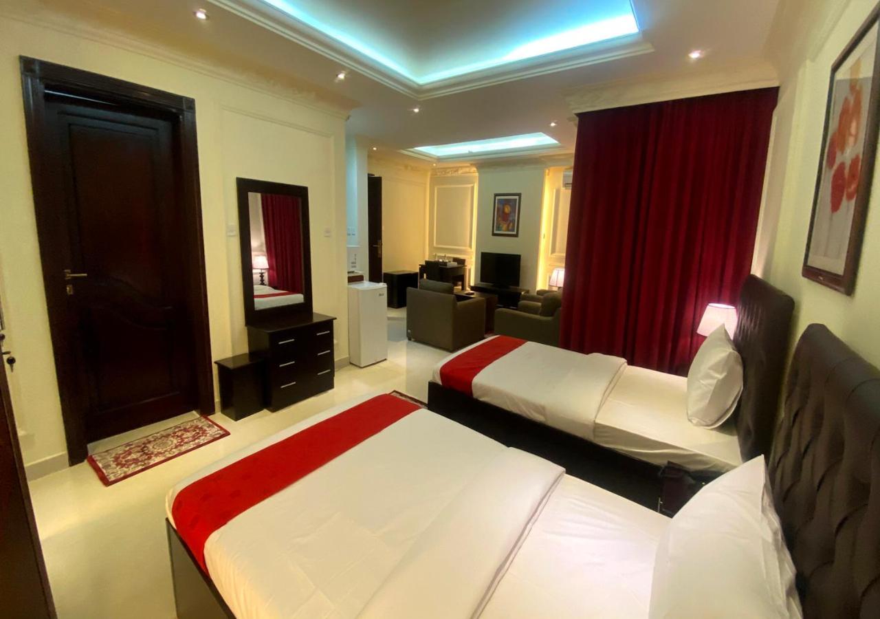 Majestic Hotel Doha Exterior photo